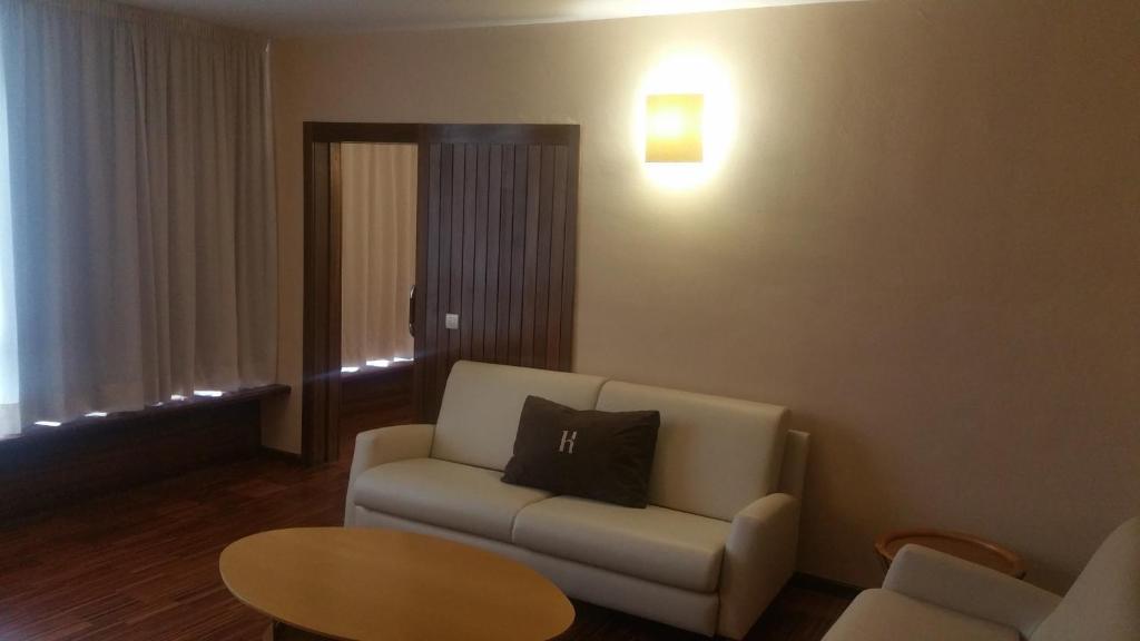 Hotel Escuela Santa Cruz ภายนอก รูปภาพ