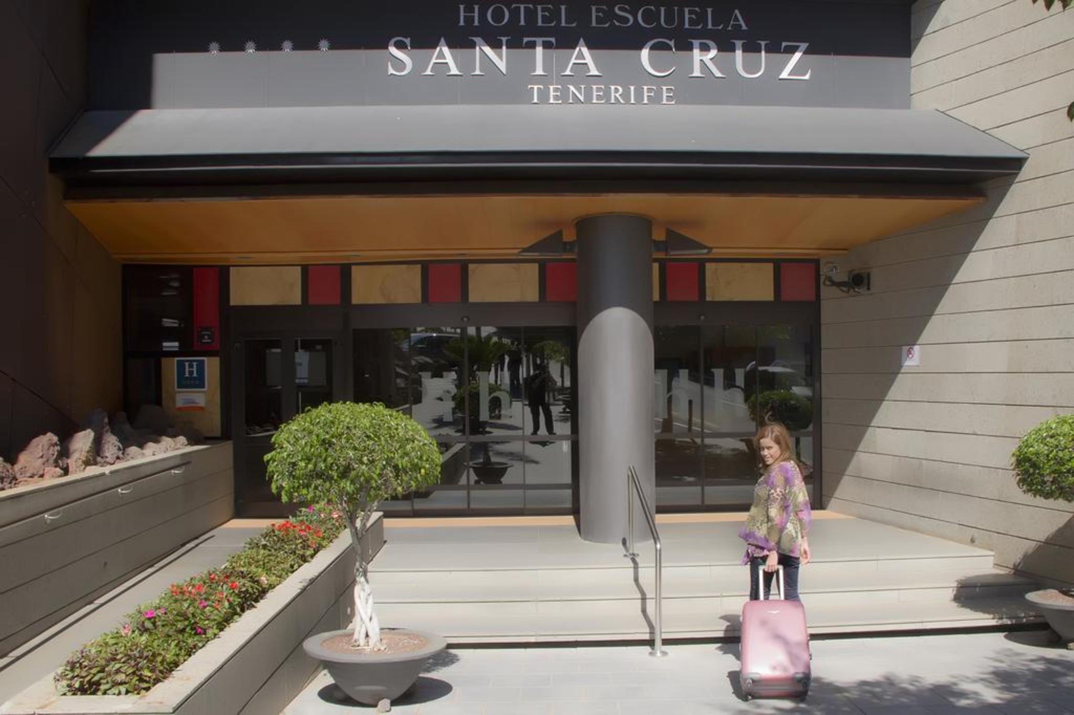 Hotel Escuela Santa Cruz ภายนอก รูปภาพ