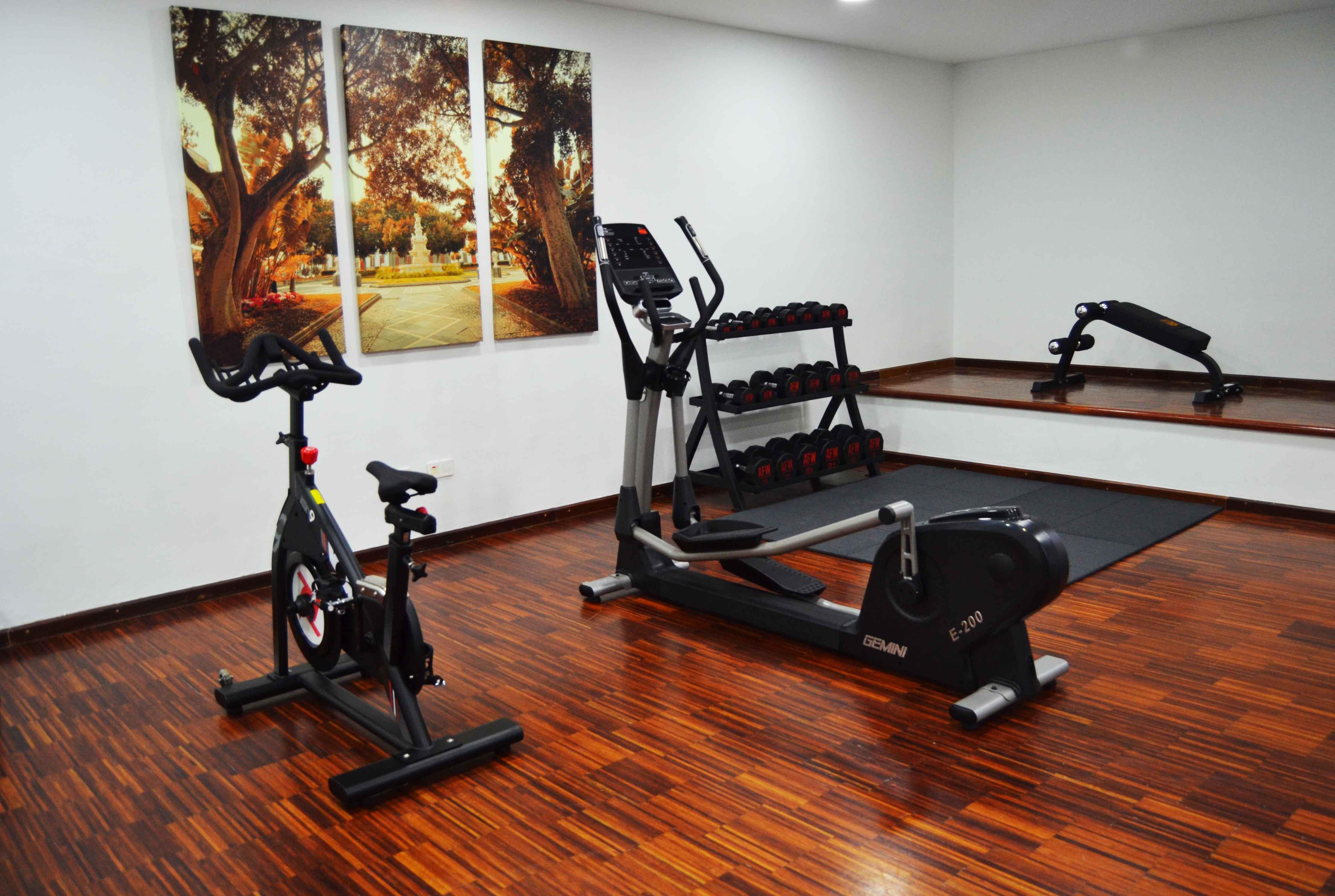 Hotel Escuela Santa Cruz ภายนอก รูปภาพ
