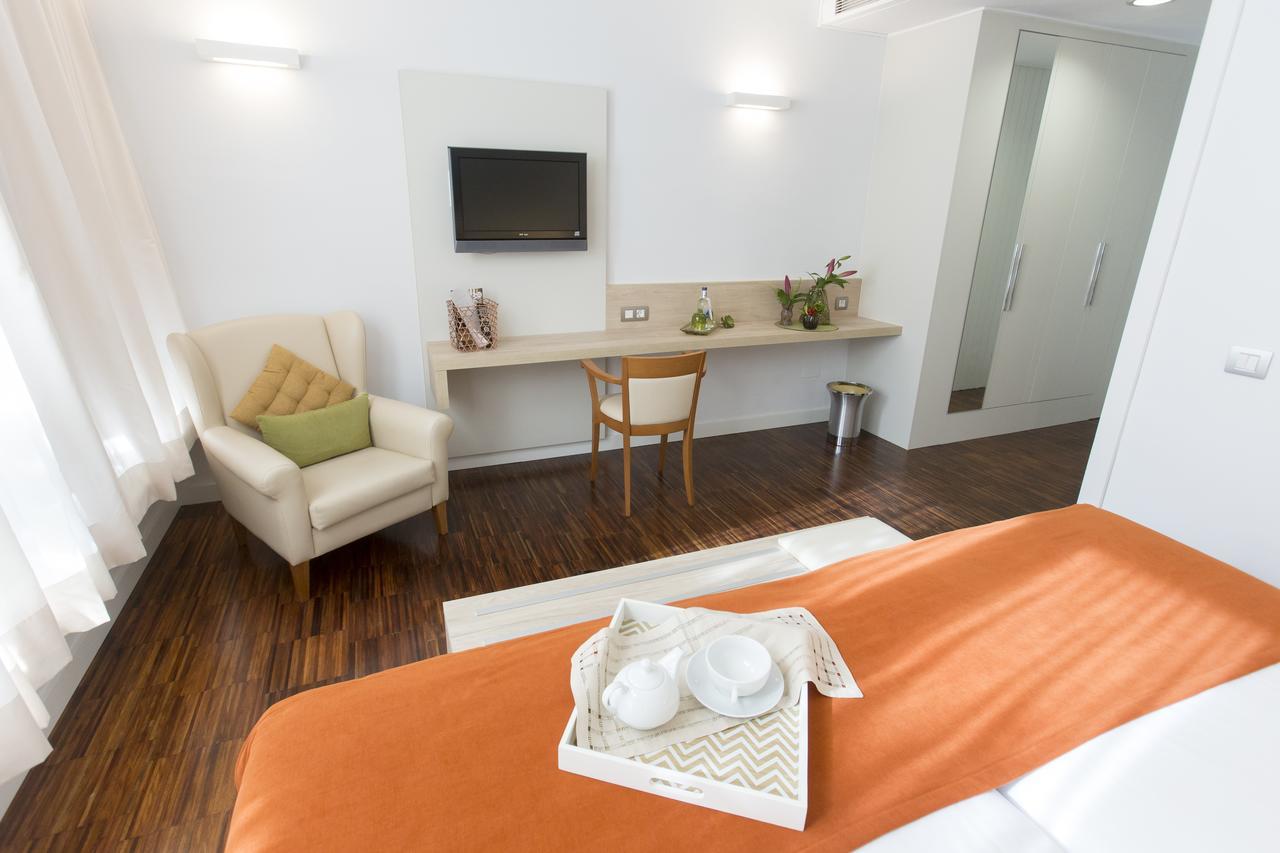 Hotel Escuela Santa Cruz ภายนอก รูปภาพ